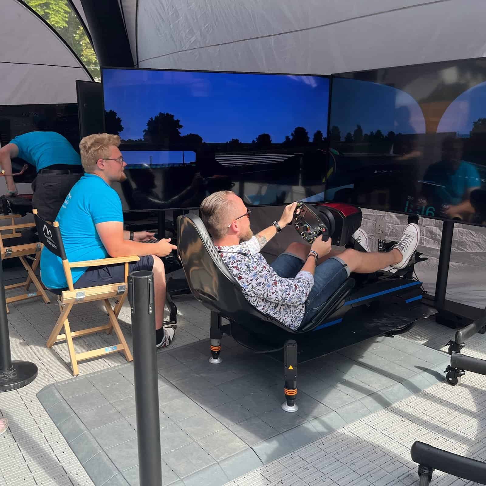 RoarFun wizards bring the best approach to engage visitors