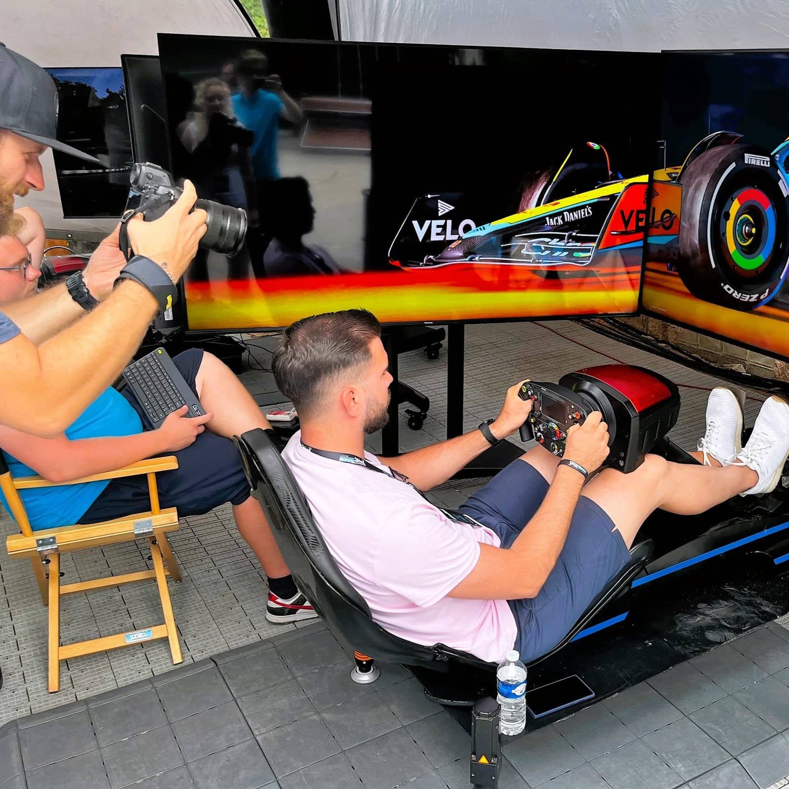 Rental of best Entertainment for promo events with support. Hire VR entertainment for presentations, and PR events in UK London