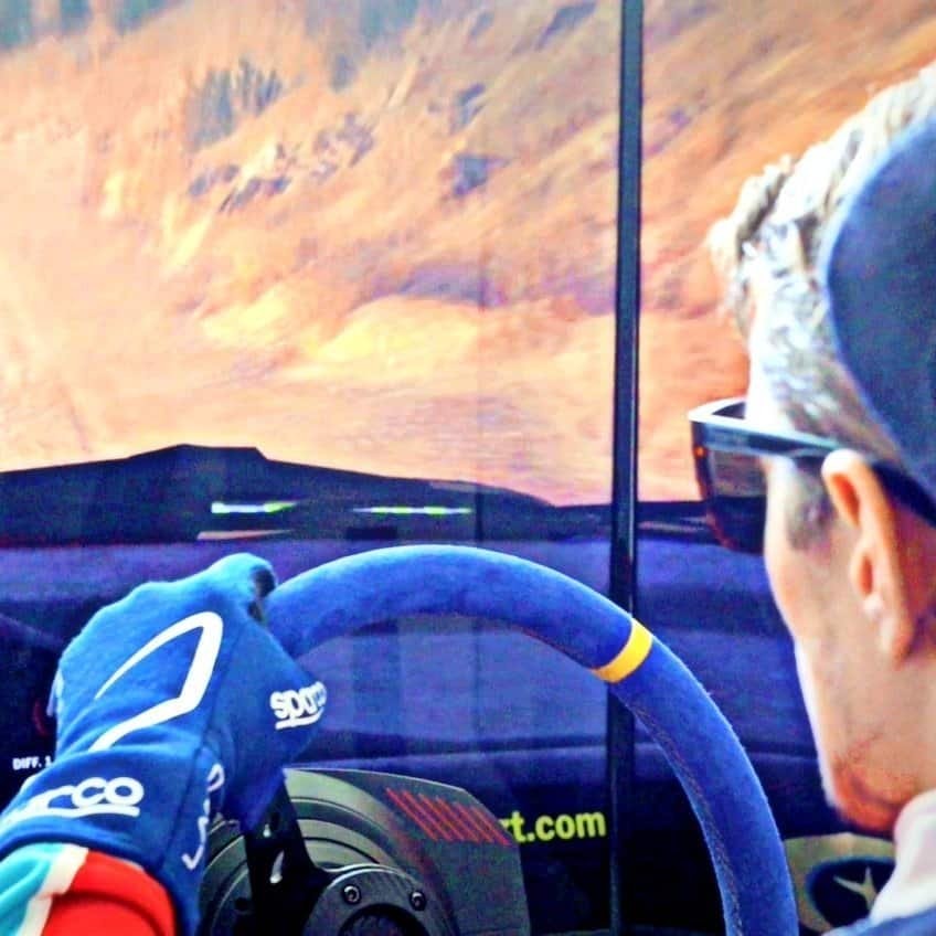 Rent rally simulator rental . Hire rally simulator with RoarFun services