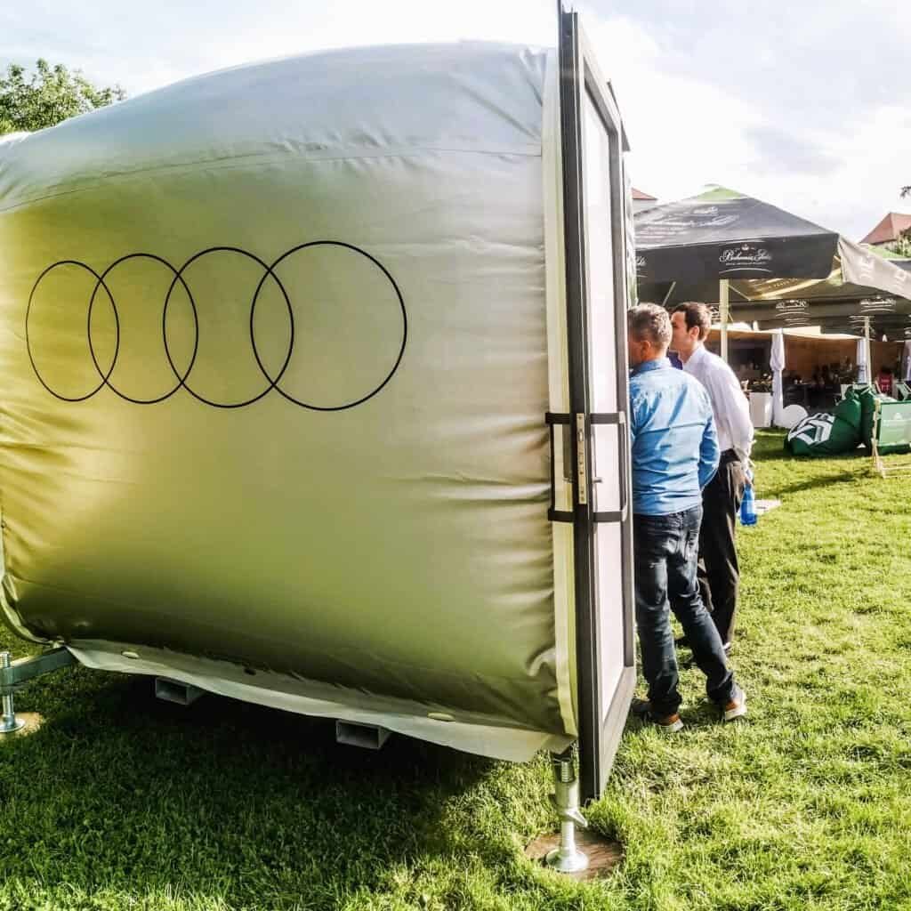 Rental Virtual reality for events in EU Uk. Rent VR simulator company event celebration with delivery and support turnkey.