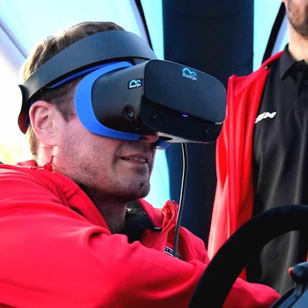 Hire Virtual reality for events in Rome Milano. Rent VR simulator turnkey with delivery and support company celebration.